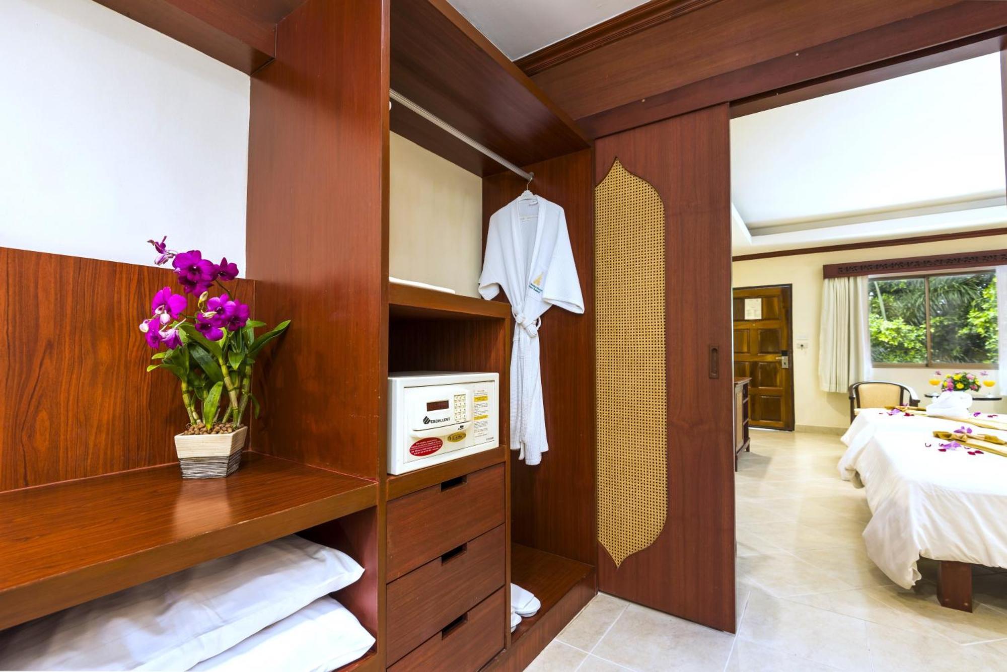 Thai Garden Resort Pattaya Ngoại thất bức ảnh